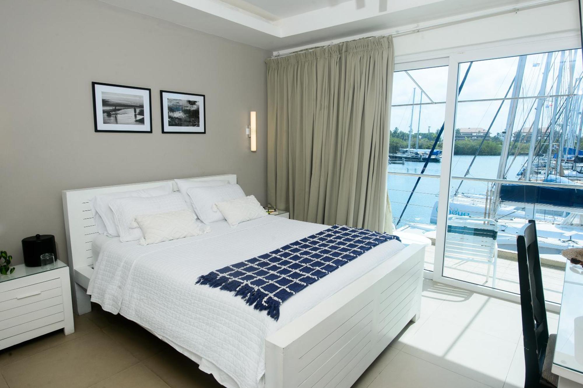 Marina Hotel At Shelter Bay Колон Екстериор снимка