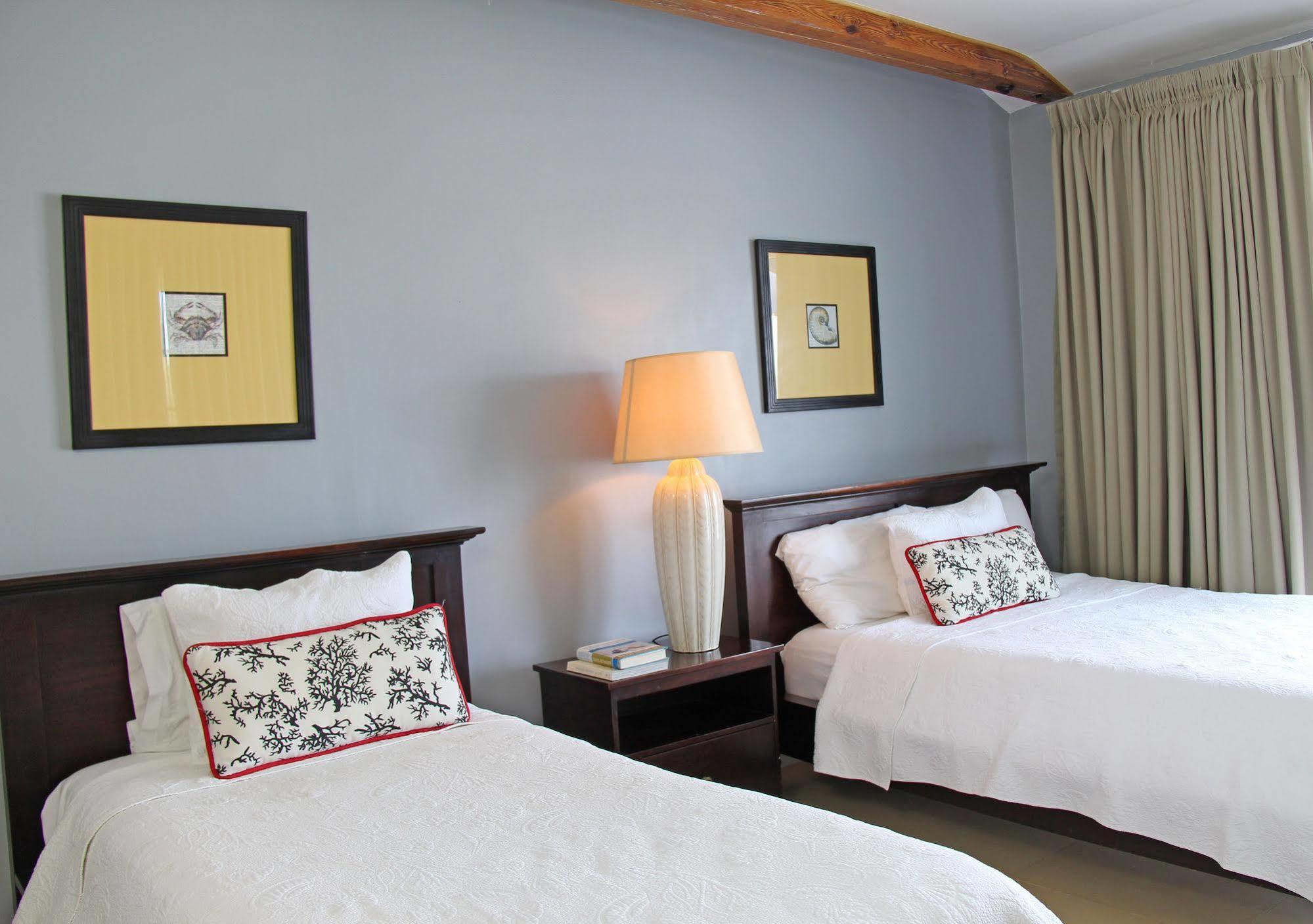Marina Hotel At Shelter Bay Колон Екстериор снимка